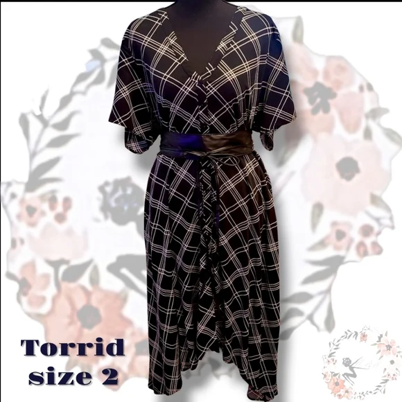 Torrid Black and White Plaid Fit-Flare Dress Size 2 - Picture 2 of 7